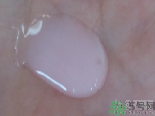 淳萃水舞櫻花洗發(fā)水好用嗎？淳萃水舞櫻花洗發(fā)水多少錢？