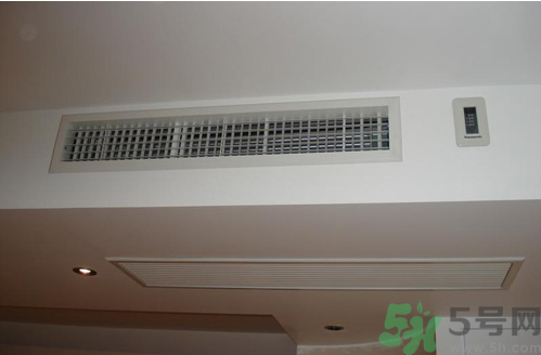 秋天空調(diào)開什么溫度最好？秋天空調(diào)開多少度合適？
