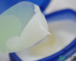 孕婦可以用凡士林嗎？孕婦可以用凡士林潤(rùn)膚露嗎？