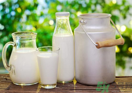 吃完柿子可以喝牛奶嗎？吃完柿子多久可以喝牛奶？