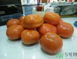 硬柿子和軟柿子的區(qū)別？硬柿子怎么變軟？