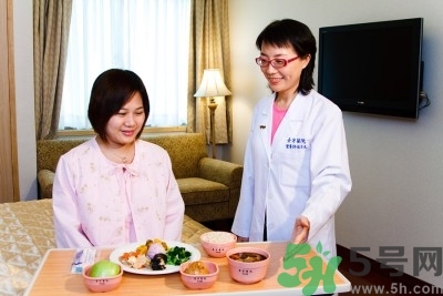 產(chǎn)后如何恢復(fù)身材？產(chǎn)后如何坐月子？