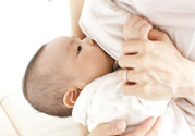母乳喂養(yǎng)的好處有哪些？母乳喂養(yǎng)怎么知道寶寶吃飽了沒？