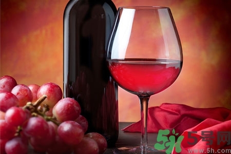 葡萄酒什么時(shí)候喝最好？一天什么時(shí)間喝葡萄酒最好？
