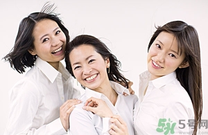 頭發(fā)枯黃稀少怎么辦？頭發(fā)又黃又少怎么辦？