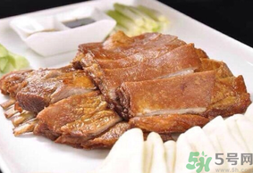 秋天可以吃羊肉嗎？秋天適合吃羊肉嗎？
