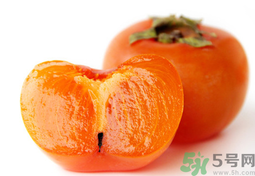 新鮮柿子皮可以吃嗎？吃了柿子皮怎么辦？
