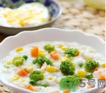 孕婦早餐吃什么好？孕婦早餐幾點(diǎn)吃最好？
