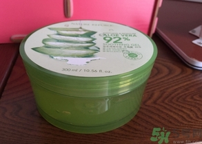 思親膚和自然樂園哪個(gè)好？skin food和自然樂園哪個(gè)好用？