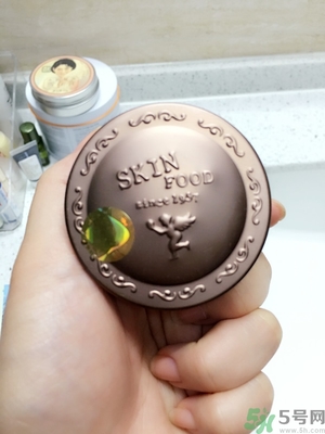 思親膚和自然樂園哪個(gè)好？skin food和自然樂園哪個(gè)好用？