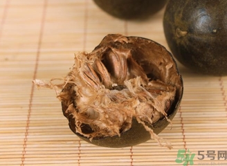 羅漢果泡水要去殼嗎？羅漢果泡水泡多久？
