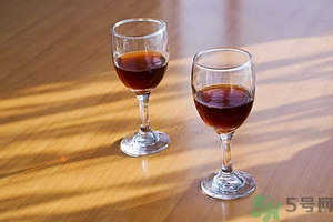 小孩能喝紅酒嗎,小孩喝紅酒好嗎？