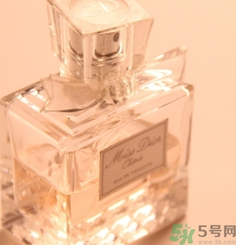 夜巴黎香水現(xiàn)在有嗎？夜巴黎香水哪里買？