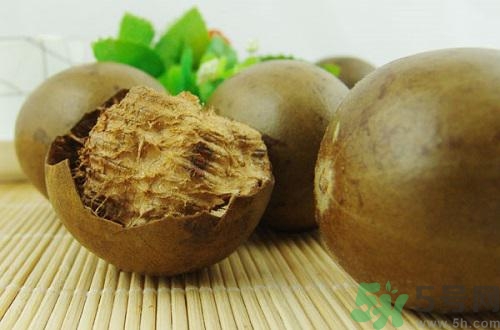 羅漢果發(fā)霉了可以泡茶嗎？喝了發(fā)霉的羅漢果茶會怎樣？