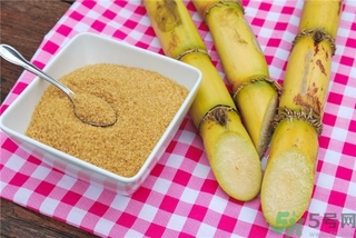 吃甘蔗有什么好處？吃甘蔗的好處與壞處