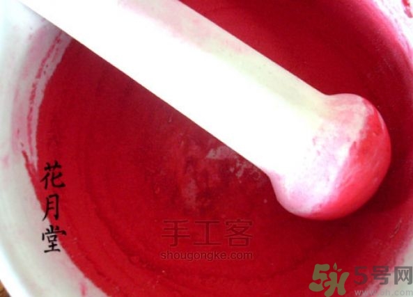 胭脂怎么用？胭脂的功效作用