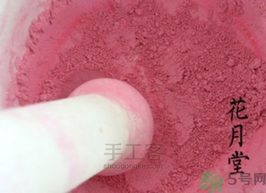 胭脂怎么用？胭脂的功效作用
