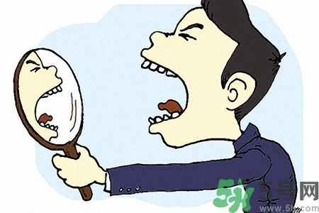 吃口香糖會(huì)口臭嗎？吃了口香糖為什么口還很臭？