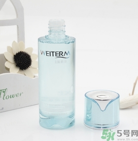 柔膚水是爽膚水嗎？柔膚水和爽膚水的區(qū)別