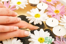 凍瘡很癢是快好了嗎？?jī)霪徍馨W可以抓嗎？