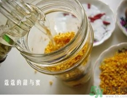 桂花酒可以加蜂蜜嗎？桂花酒可以和蜂蜜一起吃嗎？