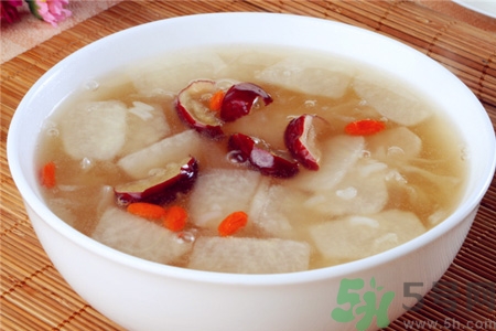 冬天喝什么湯能下火？冬天上火喝什么茶降火？