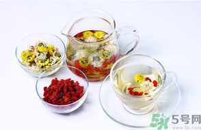 桂花和菊花可以一起泡茶嗎？桂花可以和能一起喝嗎？