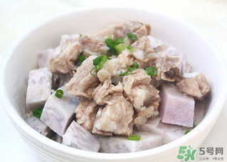 煮排骨用涼水還是熱水？燉排骨用熱水好還是涼水好？