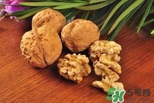 吃核桃會(huì)上火嗎？吃核桃為什么會(huì)上火？