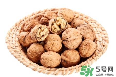 吃核桃會(huì)上火嗎？吃核桃為什么會(huì)上火？