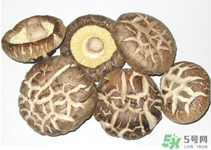 干香菇發(fā)霉了還能吃嗎？干香菇發(fā)霉怎么處理？