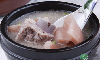 排骨湯燉多久最好？排骨湯燉怎么燉最好喝？