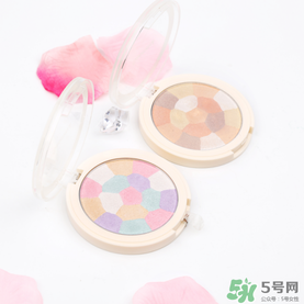 得鮮粉餅怎么樣？the saem修容粉好用嗎？