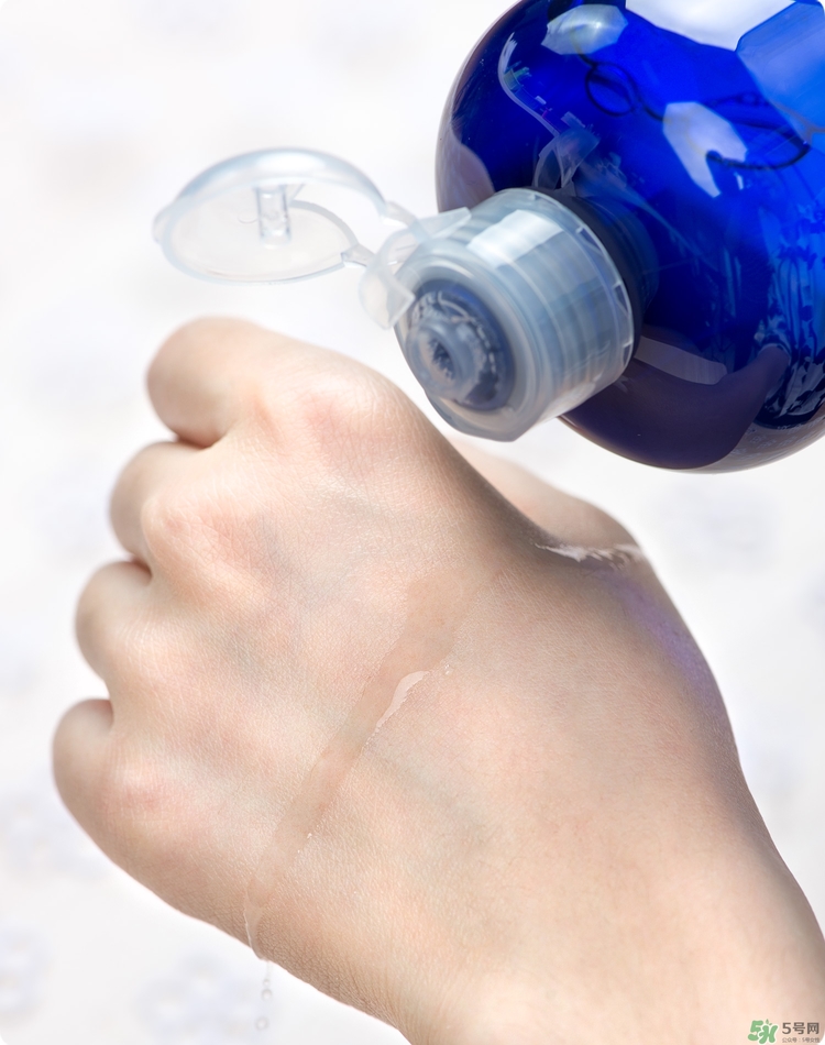 伊詩露化妝水好用嗎？Esthe Dew化妝水怎么樣？