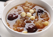 喝銀耳紅棗湯會(huì)上火嗎？上火能喝銀耳紅棗湯嗎？