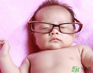 冬季出生的寶寶要準(zhǔn)備些什么？冬季出生的寶寶需要什么？
