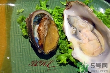 生蠔和鮑魚哪個(gè)更好吃？鮑魚和生蠔的區(qū)別