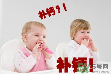 什么時候給寶寶添加輔食合適？寶寶輔食添加時間表
