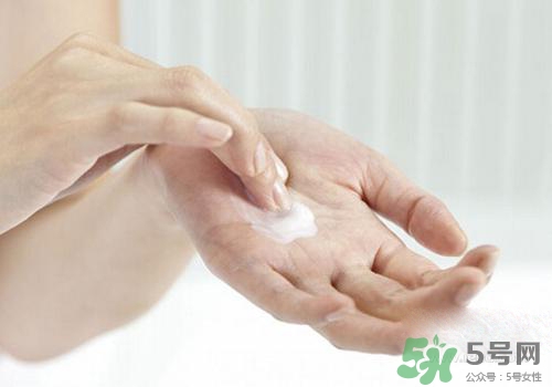 潤(rùn)膚露怎么用？潤(rùn)膚露使用方法