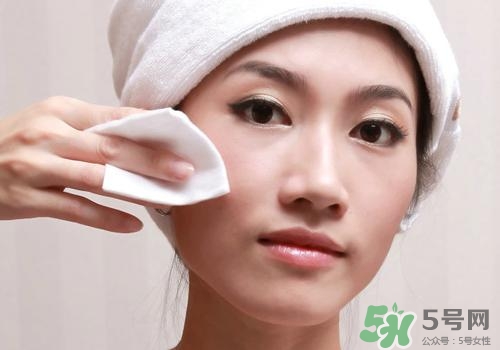 潤膚露可以卸妝嗎？潤膚露怎么卸妝？