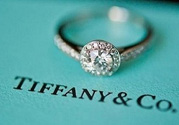 Tiffany和Cartier哪個好？蒂芙尼和卡地亞哪個貴？