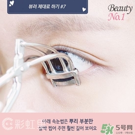 睫毛夾怎么用？睫毛夾的使用方法
