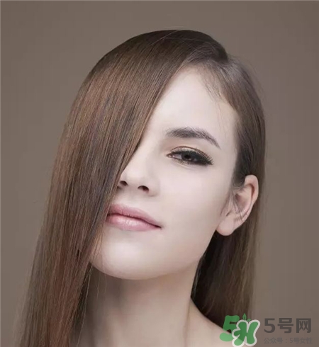 護(hù)發(fā)素和發(fā)膜哪個好用?護(hù)發(fā)素和發(fā)膜的區(qū)別