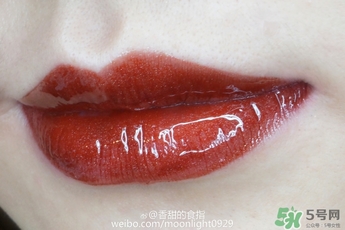 露華濃唇釉055價(jià)位 露華濃055多少錢(qián)？