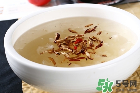 銀耳湯能天天喝嗎？銀耳湯一天中什么時候喝最好？