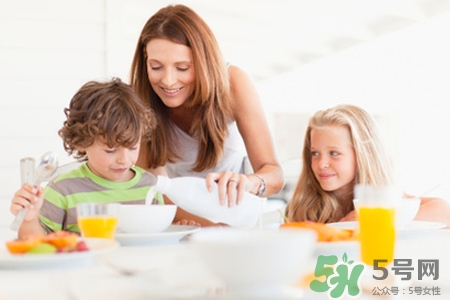 兒童補(bǔ)鋅的食物有哪些？?jī)和a(bǔ)鋅吃什么好？