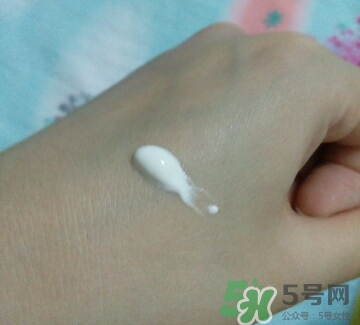 溫碧泉1號(hào)水多少錢(qián)一瓶?溫碧泉1號(hào)水專(zhuān)柜價(jià)格