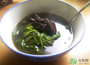 豬血和菠菜能一起吃嗎？豬血菠菜湯怎么做好吃？