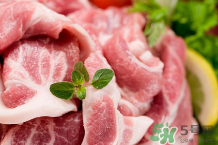 冬天沒有冰箱肉可以放幾天？生肉沒有冰箱怎么保存？