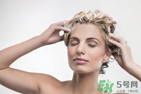 產(chǎn)后可以洗頭嗎？產(chǎn)后多久可以洗頭發(fā)？